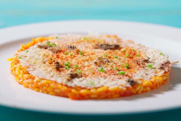 Risotto alla marinara di Pino Cuttaia nel corso di cucina siciliana su Acadèmia.tv